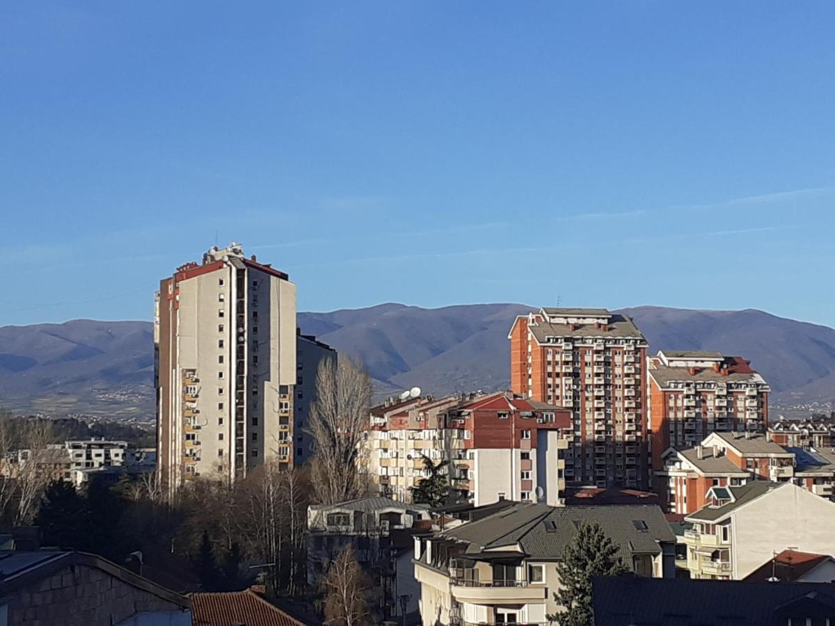 Ballet Apartament Скопие Екстериор снимка